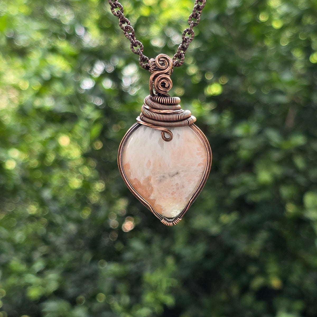 Sollecito  Gemstone Handmade Copper Wire Wrap Chain Pendant 2.55" Sunkarton