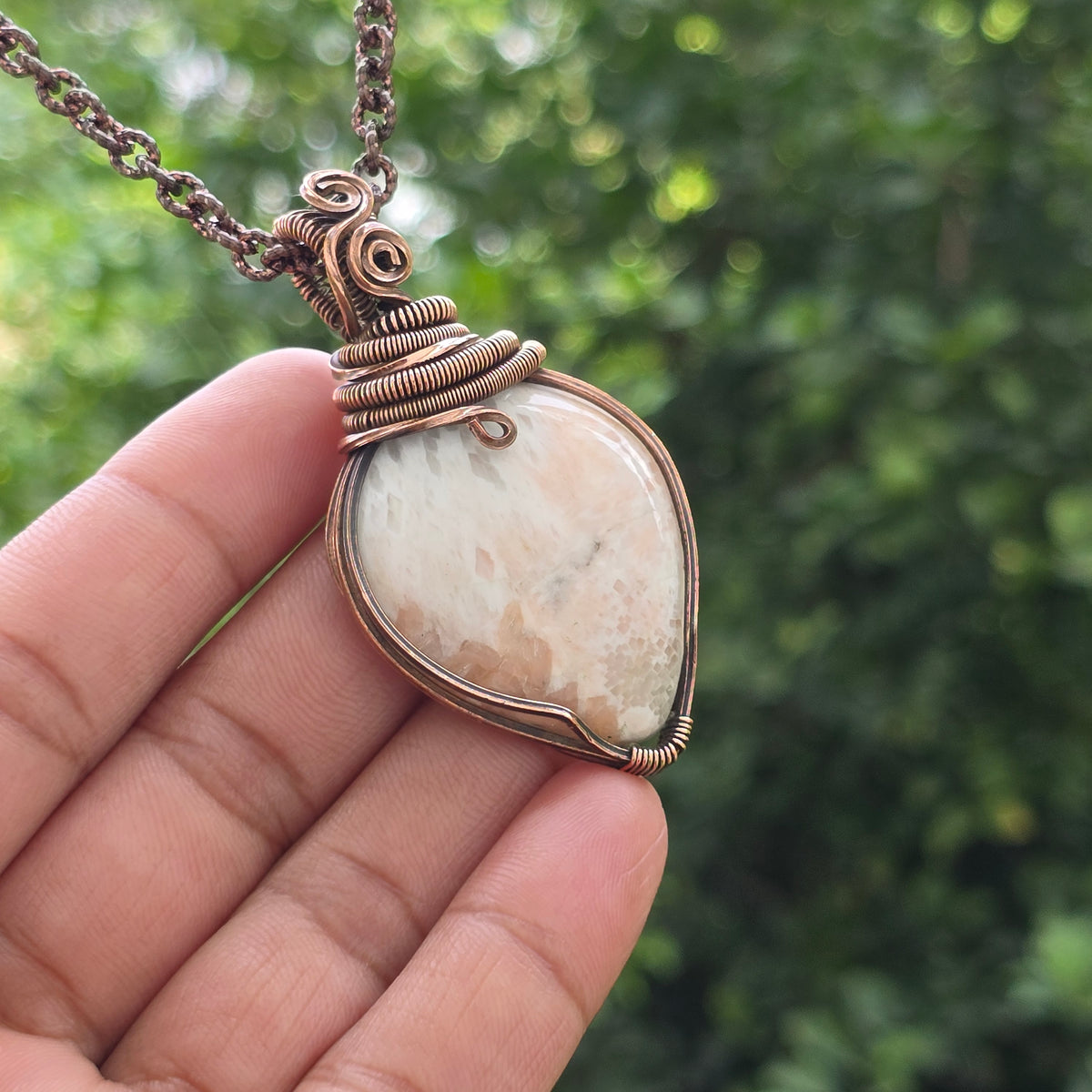Sollecito  Gemstone Handmade Copper Wire Wrap Chain Pendant 2.55" Sunkarton