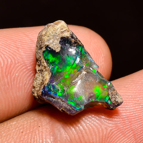 Splendid Top Grade Quality 100% Natural Welo Fire Black Ethiopian Opal Rough Loose Gemstone For Making Jewelry 16X11X8 MM 5.5 Cts. KR04-43 Sunkarton