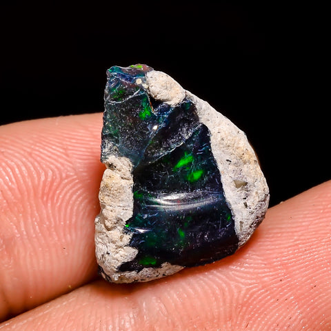Attractive Top Grade Quality 100% Natural Welo Fire Black Ethiopian Opal Rough Loose Gemstone For Making Jewelry 17X13X8 MM 7 Cts. KR05-76 Sunkarton
