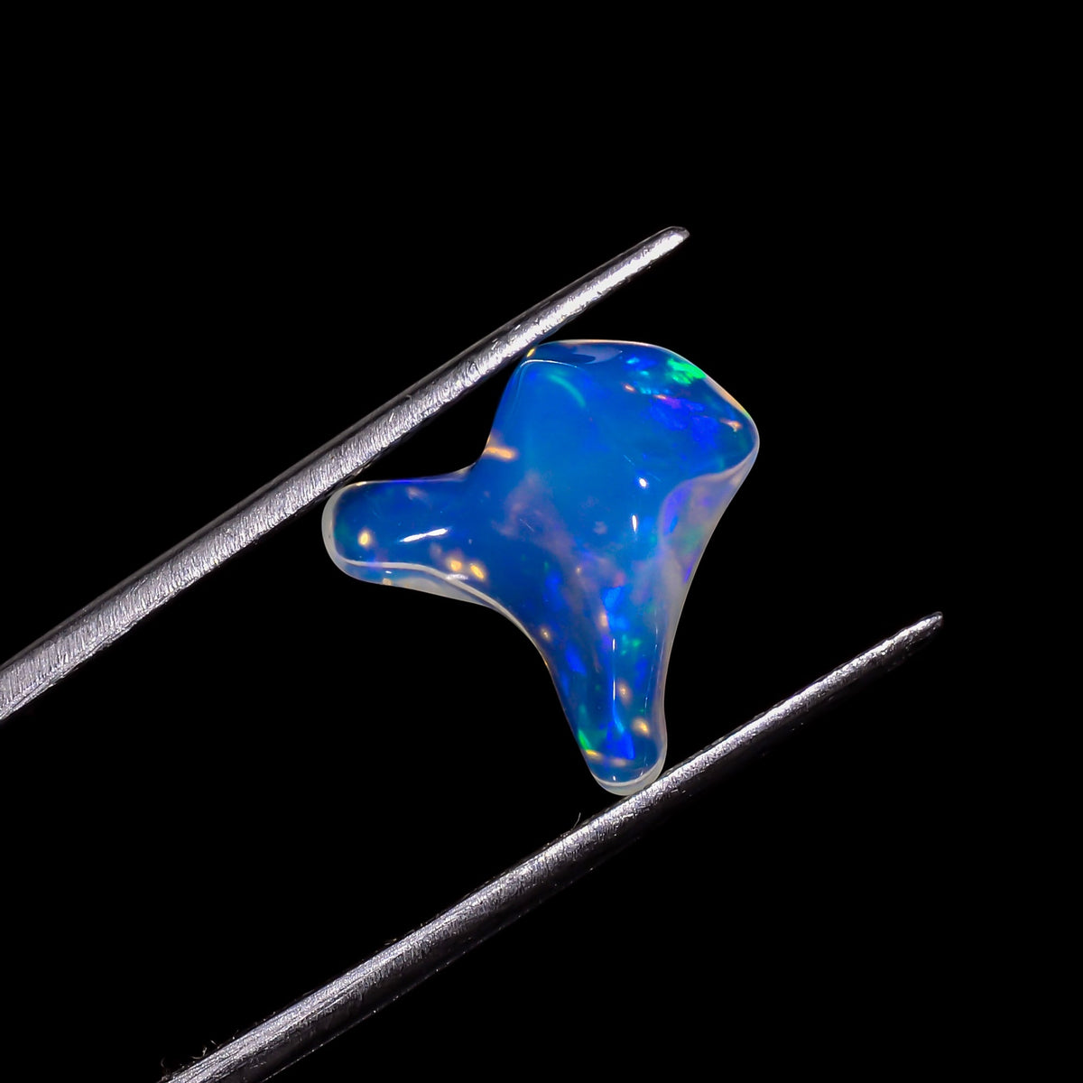 Attractive Top Grade Quality 100% Natural Welo Fire White Ethiopian Opal Rough Loose Gemstone For Making Jewelry 14X9X6 MM 3.5 Cts. KR06-27 Sunkarton
