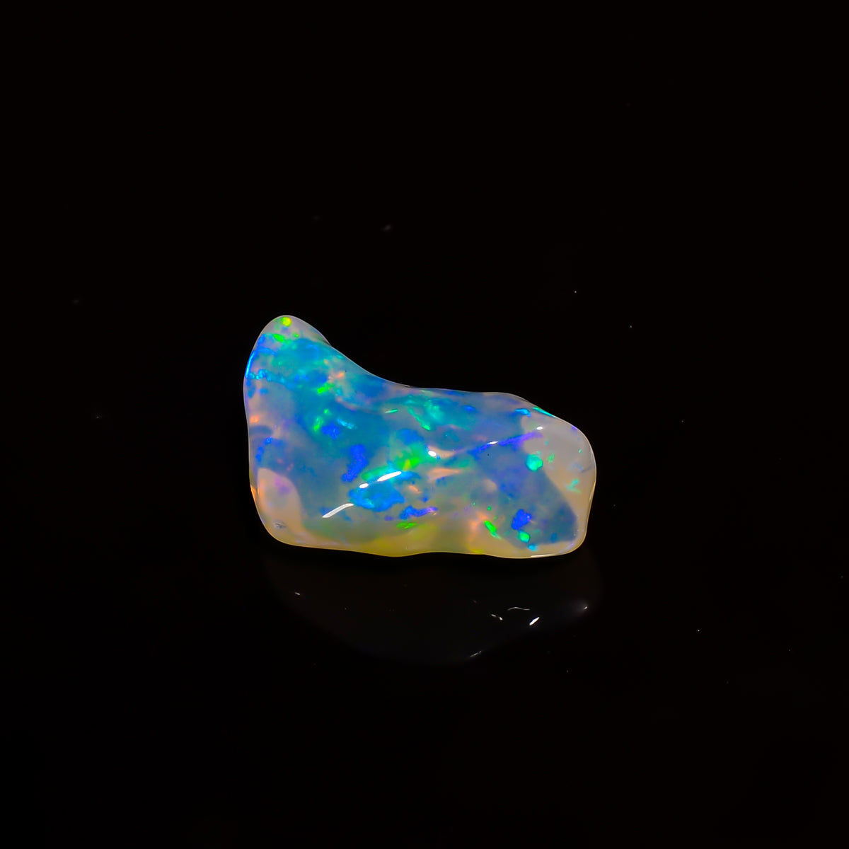 Tempting Top Grade Quality 100% Natural Welo Fire White Ethiopian Opal Polished Rough Gemstone For Making Jewelry 19X10X8 MM 7 Cts. KR07-22 Sunkarton