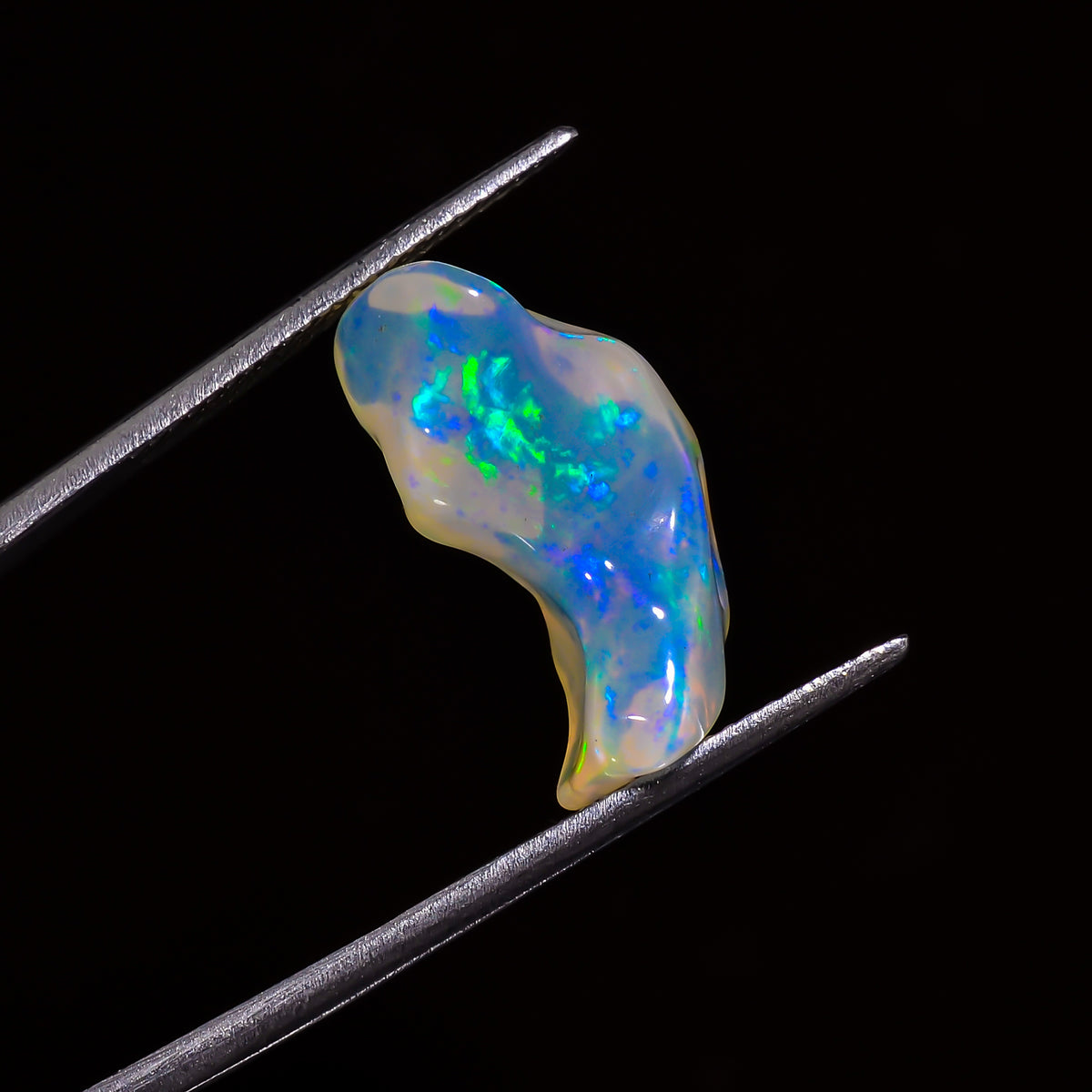 Tempting Top Grade Quality 100% Natural Welo Fire White Ethiopian Opal Polished Rough Gemstone For Making Jewelry 19X10X8 MM 7 Cts. KR07-22 Sunkarton