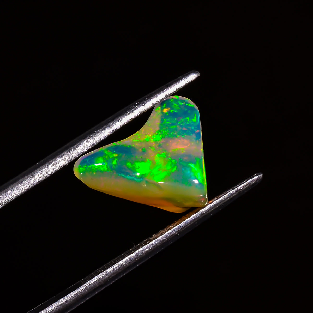 Terrific Top Grade Quality 100% Natural Welo Fire White Ethiopian Opal Polished Rough Gemstone For Making Jewelry 12X10X8 MM 3 Cts. KR07-23 Sunkarton