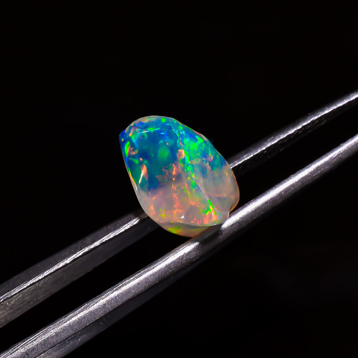 Classic Top Grade Quality 100% Natural Welo Fire White Ethiopian Opal Polished Rough Gemstone For Making Jewelry 12X7X6 MM 2.5 Cts. KR07-30 Sunkarton