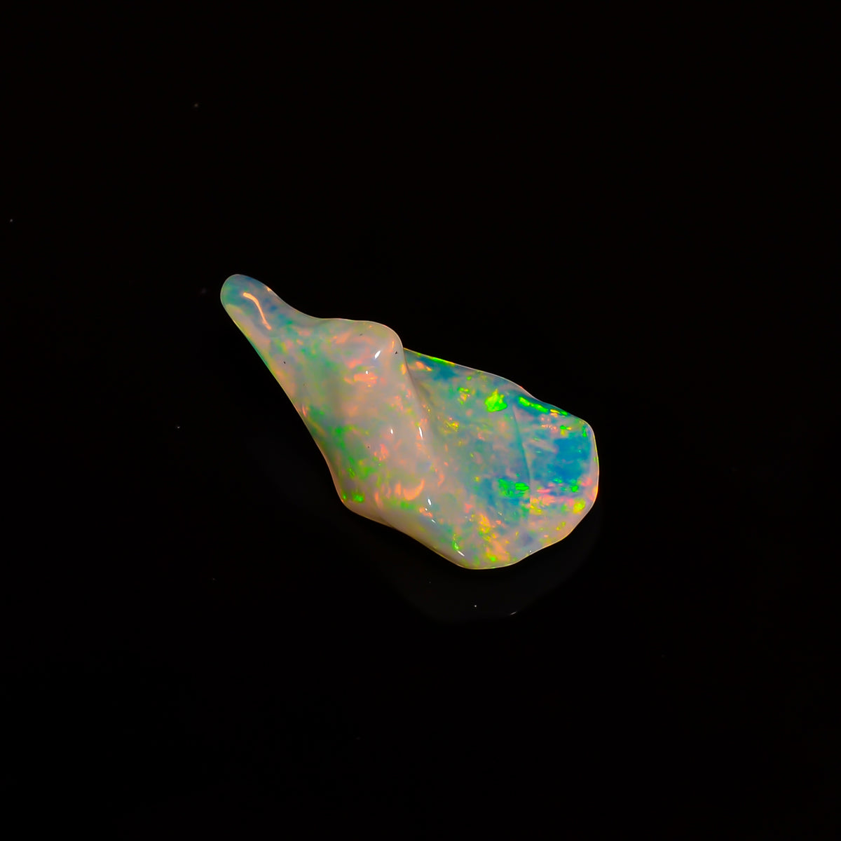 Marvellous Top Grade Quality 100% Natural Welo Fire White Ethiopian Opal Polished Rough Gemstone For Making Jewelry 21X10X6 MM 4 Cts KR07-40 Sunkarton
