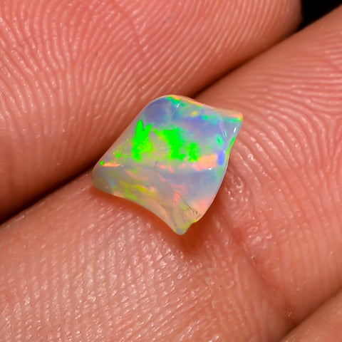 Outstanding Top Grade Quality 100% Natural Welo Fire White Ethiopian Opal Polished Rough Gemstone For Making Jewelry 10X6X5MM 1.5 Cts KR0742 Sunkarton