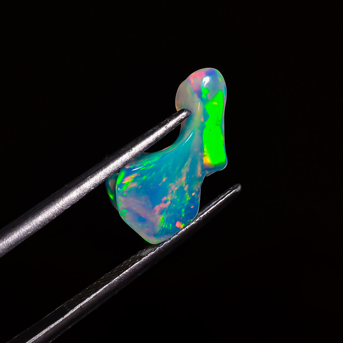 Tempting Top Grade Quality 100% Natural Welo Fire White Ethiopian Opal Polished Rough Gemstone For Making Jewelry 15X7X5 MM 2 Cts. KR07-47 Sunkarton