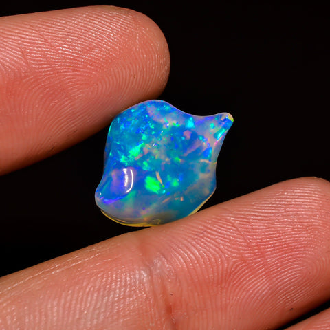Beautiful Top Grade Quality 100% Natural Welo Fire White Ethiopian Opal Polished Rough Gemstone For Making Jewelry 17X12X6 MM 5.5 Cts KR07-4 Sunkarton