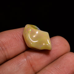 Immaculate Top Grade Quality 100% Natural Welo Fire White Ethiopian Opal Polished Rough Gemstone For Making Jewelry 18X11X8 MM 8 Cts KR07-63 Sunkarton