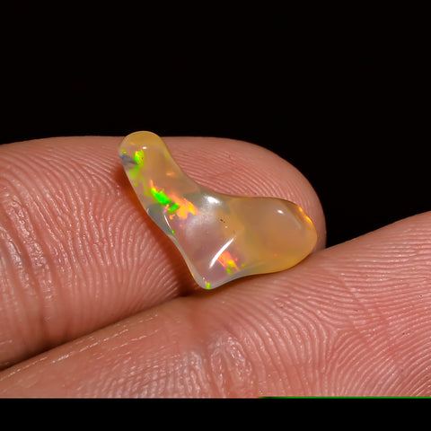 Wonderful Top Grade Quality 100% Natural Welo Fire White Ethiopian Opal Polished Rough Gemstone For Making Jewelry 14X8X4 MM 1.5 Cts KR07-75 Sunkarton