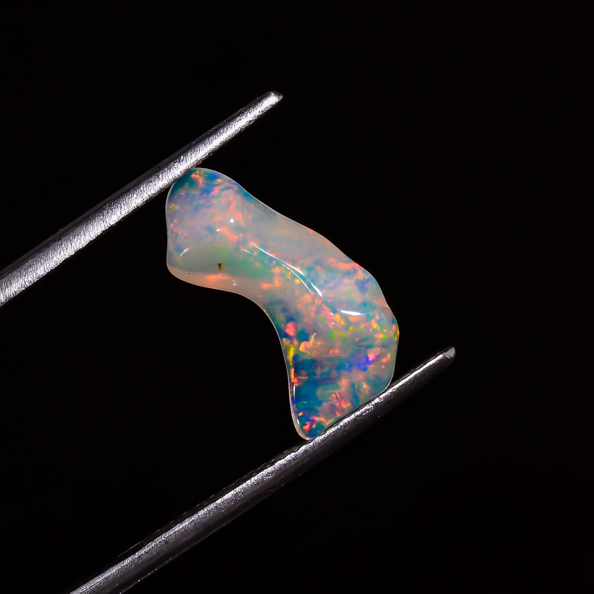 Outstanding Top Grade Quality 100% Natural Welo Fire White Ethiopian Opal Polished Rough Gemstone For Making Jewelry 14X9X5MM 1.5 Cts KR0792 Sunkarton