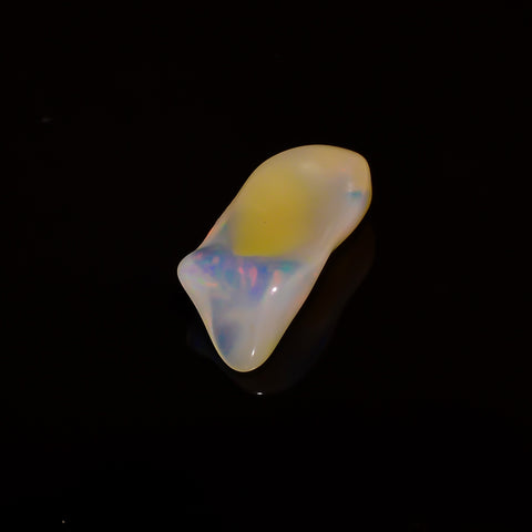 Superb Top Grade Quality 100% Natural Welo Fire White Ethiopian Opal Polished Rough Loose Gemstone For Making Jewelry 15X7X4MM 2 Cts KR08119 Sunkarton