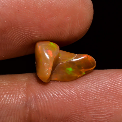 Awesome Top Grade Quality 100% Natural Welo Fire Brown Ethiopian Opal Polished Rough Gemstone For Making Jewelry 11X7X4 MM 1.5 Cts. KR08-128 Sunkarton