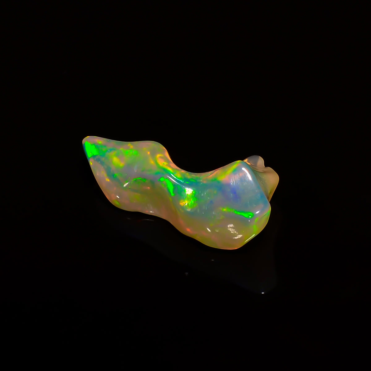Marvellous Top Grade Quality 100% Natural Welo Fire White Ethiopian Opal Polished Rough Gemstone For Making Jewelry 21X11X7 MM 5 Cts KR08-15 Sunkarton