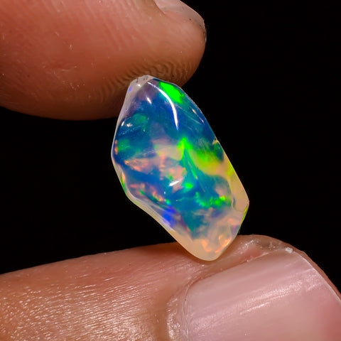 Attractive Top Grade Quality 100% Natural Welo Fire White Ethiopian Opal Polished Rough Gemstone For Making Jewelry 13X6X5MM 1.5 Cts KR08-27 Sunkarton