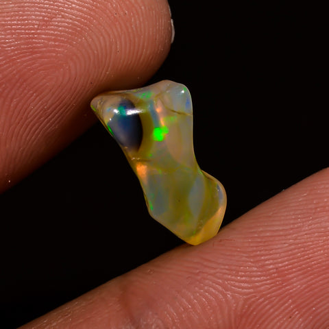 Supreme Top Grade Quality 100% Natural Welo Fire White Ethiopian Opal Polished Rough Loose Gemstone For Making Jewelry 13X8X5MM 3 Cts KR0871 Sunkarton
