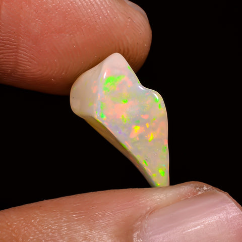 Classic Top Grade Quality 100% Natural Welo Fire White Ethiopian Opal Polished Rough Loose Gemstone For Making Jewelry 14X8X6MM 3 Cts KR0880 Sunkarton