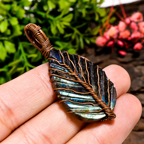 Marvellous Top Grade Quality 100% Natural Labradorite Gemstone Leaf Vintage Handmade Pure Copper Wire Wrapped Pendant 2