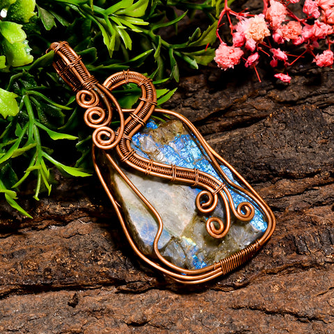 Dazzling Top Grade Quality 100% Natural Labradorite Gemstone Fancy Vintage Handmade Pure Copper Wire Wrapped Pendant 2.7