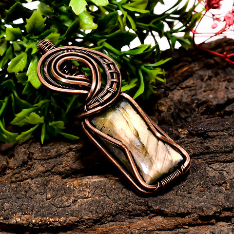 Fantastic A One Quality 100% Natural Labradorite Gemstone Radiant Vintage Handmade Pure Copper Wire Wrapped Pendant 2.5
