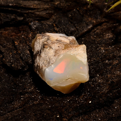 Classic Top Grade Quality 100% Natural Welo Fire White Ethiopian Opal Rough Loose Gemstone For Making Jewelry 25X14X13 MM 20.5 Cts. KR12-55 Sunkarton