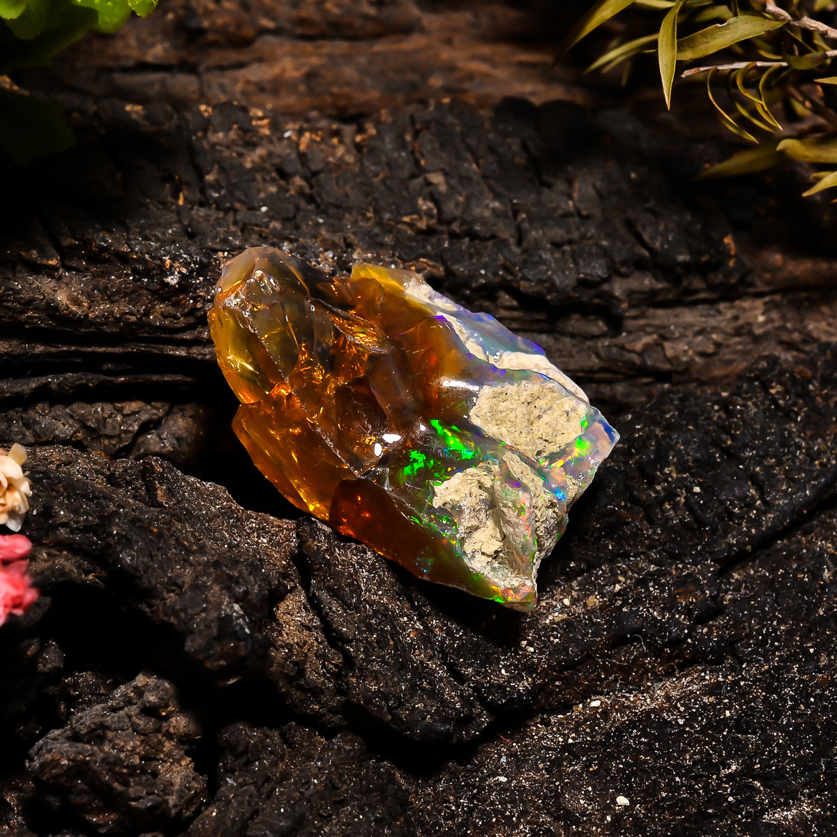 Marvellous Top Grade Quality 100% Natural Welo Fire Ethiopian Opal Fancy Rough Loose Gemstone For Making Jewelry 25X16X15 MM 15 Cts. KR14-40 Sunkarton