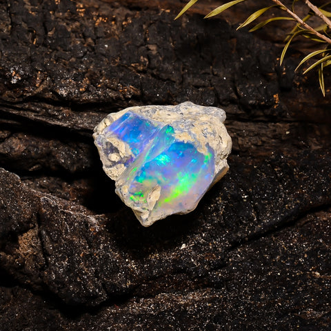 Marvellous Top Grade Quality 100% Natural Welo Fire Ethiopian Opal Fancy Rough Loose Gemstone For Making Jewelry 22X17X11MM 13.85 Cts KR1465 Sunkarton