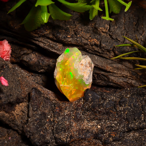 Immaculate Top Grade Quality 100% Natural Welo Fire Ethiopian Opal Rough Loose Gemstone For Making Jewelry 14X9X9 MM 04.00 Cts. KR24-38 Sunkarton