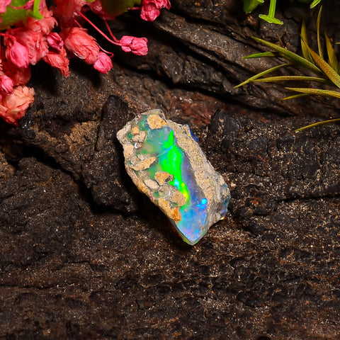 Beautiful Top Grade Quality 100% Natural Welo Fire Ethiopian Opal Rough Loose Gemstone For Making Jewelry 18X12X8 MM 05.50 Cts. KR24-54 Sunkarton