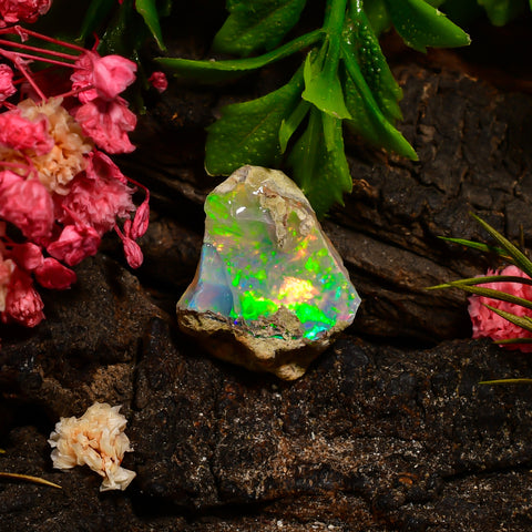 Splendid Top Grade Quality 100% Natural Welo Fire Ethiopian Opal Rough Loose Gemstone For Making Jewelry 16X13X11 MM 07.00 Cts. KR25-68 Sunkarton