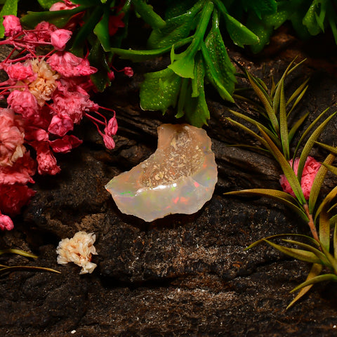 Supreme Top Grade Quality 100% Natural Welo Fire Ethiopian Opal Fancy Rough Loose Gemstone For Making Jewelry 19X15X6 MM 03.50 Cts. KR25-71 Sunkarton