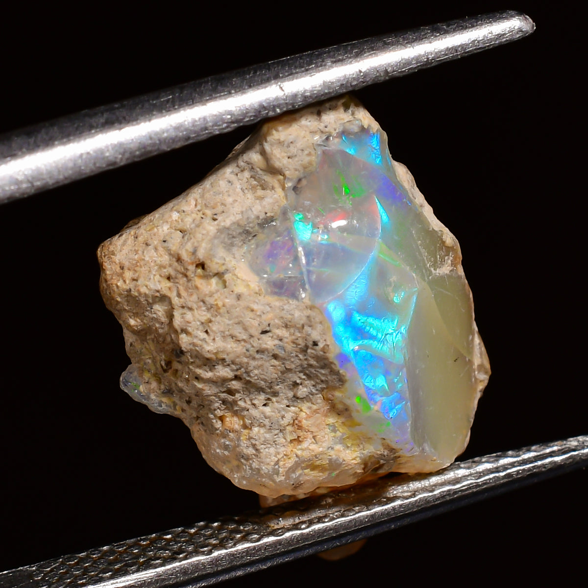 Splendid Top Grade Quality 100% Natural Welo Fire Ethiopian Opal Rough Loose Gemstone For Making Jewelry 18X12X10 MM 05.50 Cts. KR25-93 Sunkarton