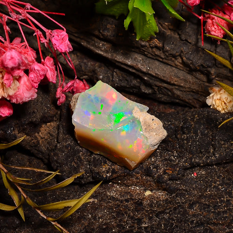 Stunning Top Grade Quality 100% Natural Welo Fire Ethiopian Opal Fancy Rough Loose Gemstone For Making Jewelry 18X13X8 MM 06.50 Cts. KR27-20 Sunkarton