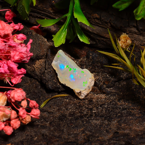 Splendid Top Grade Quality 100% Natural Welo Fire Ethiopian Opal Fancy Rough Loose Gemstone For Making Jewelry 16X9X7 MM 03.50 Cts. KR28-18 Sunkarton