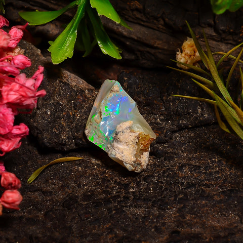 Supreme Top Grade Quality 100% Natural Welo Fire Ethiopian Opal Fancy Rough Loose Gemstone For Making Jewelry 16X9X7 MM 04.00 Cts. KR28-21 Sunkarton