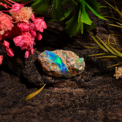 Dazzling Top Grade Quality 100% Natural Welo Fire Ethiopian Opal Fancy Rough Loose Gemstone For Making Jewelry 16X9X6 MM 04.50 Cts. KR28-6 Sunkarton