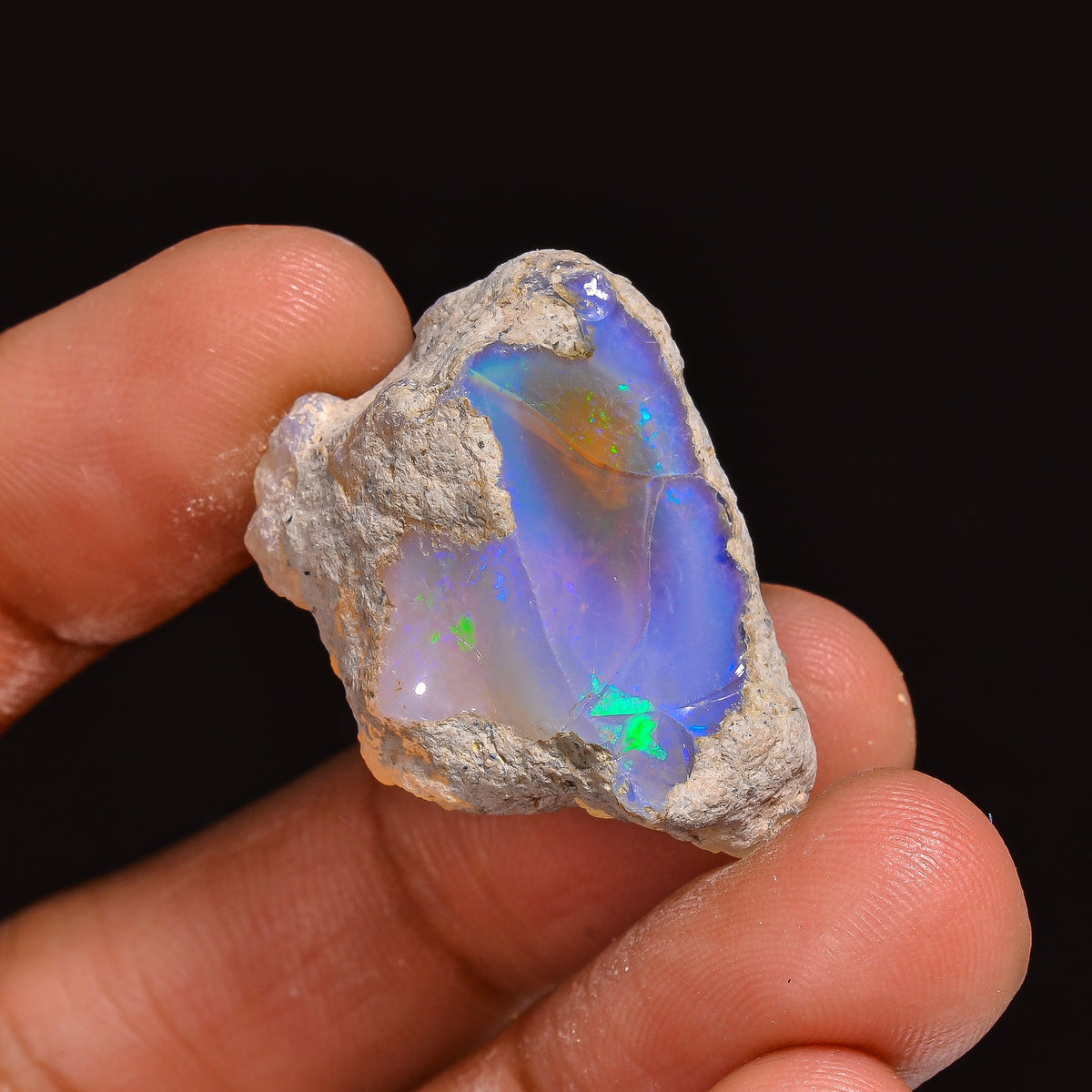 Dazzling Top Grade Quality 100% Natural Welo Fire Ethiopian Opal Fancy Rough Loose Gemstone For Making Jewelry 26X19X15 MM 32.00 Cts KR63-56 Sunkarton