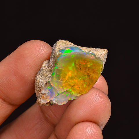 Beautiful Top Grade Quality 100% Natural Welo Fire Ethiopian Opal Fancy Rough Loose Gemstone For Making Jewelry 26X16X8 MM 17.00 Cts KR63-79 Sunkarton